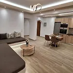 Alta Vista شقة Agkidia